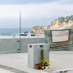 Paz & - Peace & * Nazaré