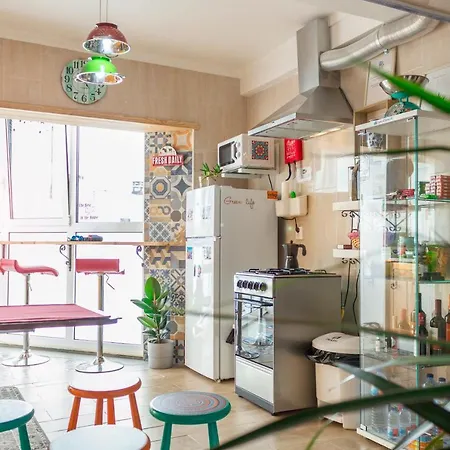 Gasthuis Paz & - Peace & Nazaré