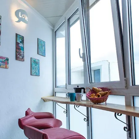 Gasthuis Paz & - Peace & Nazaré