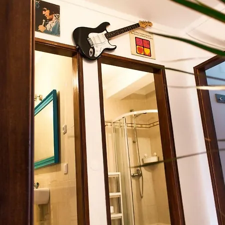 Paz & - Peace & Gasthuis *