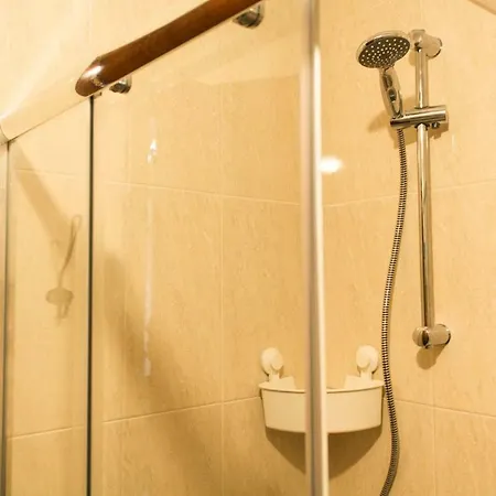 Paz & - Peace & Gasthuis